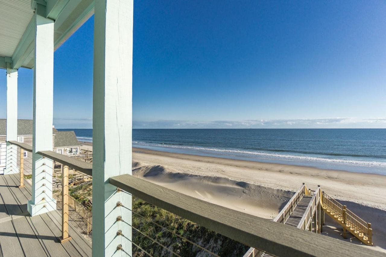 Wave Watcher By Oak Island Accommodations Exterior photo