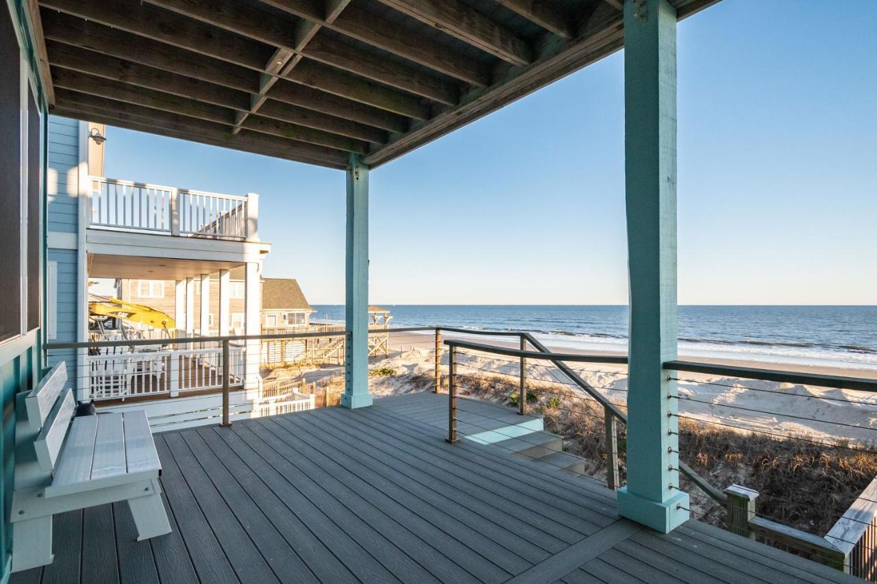 Wave Watcher By Oak Island Accommodations Exterior photo