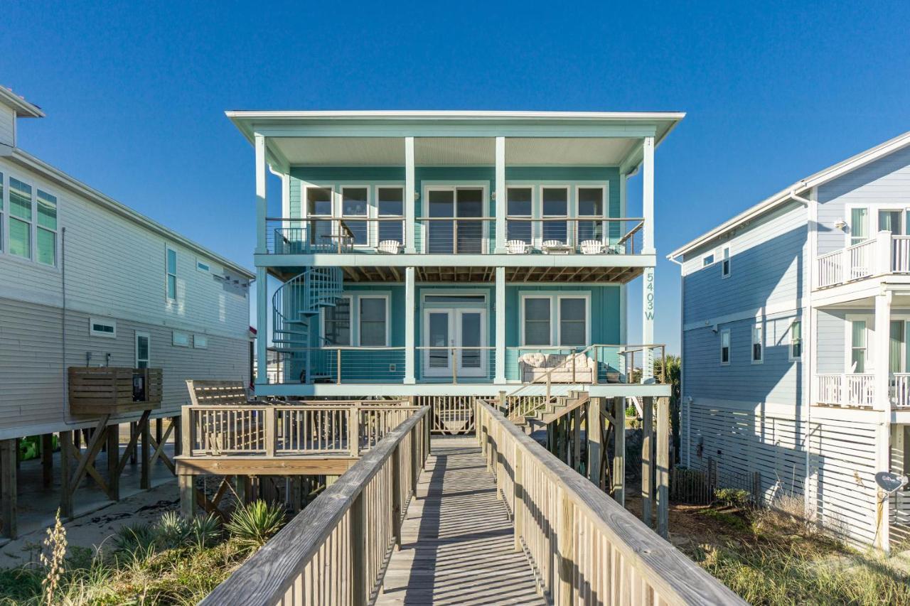 Wave Watcher By Oak Island Accommodations Exterior photo