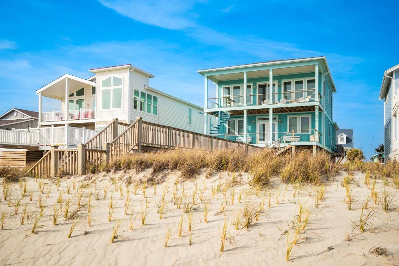 Wave Watcher By Oak Island Accommodations Exterior photo