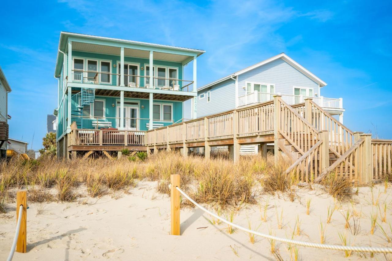 Wave Watcher By Oak Island Accommodations Exterior photo