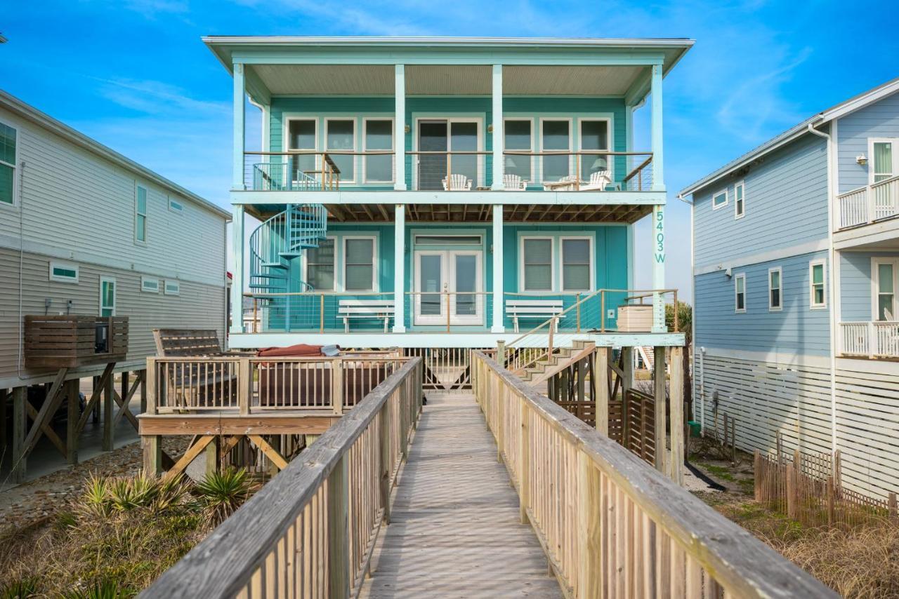 Wave Watcher By Oak Island Accommodations Exterior photo