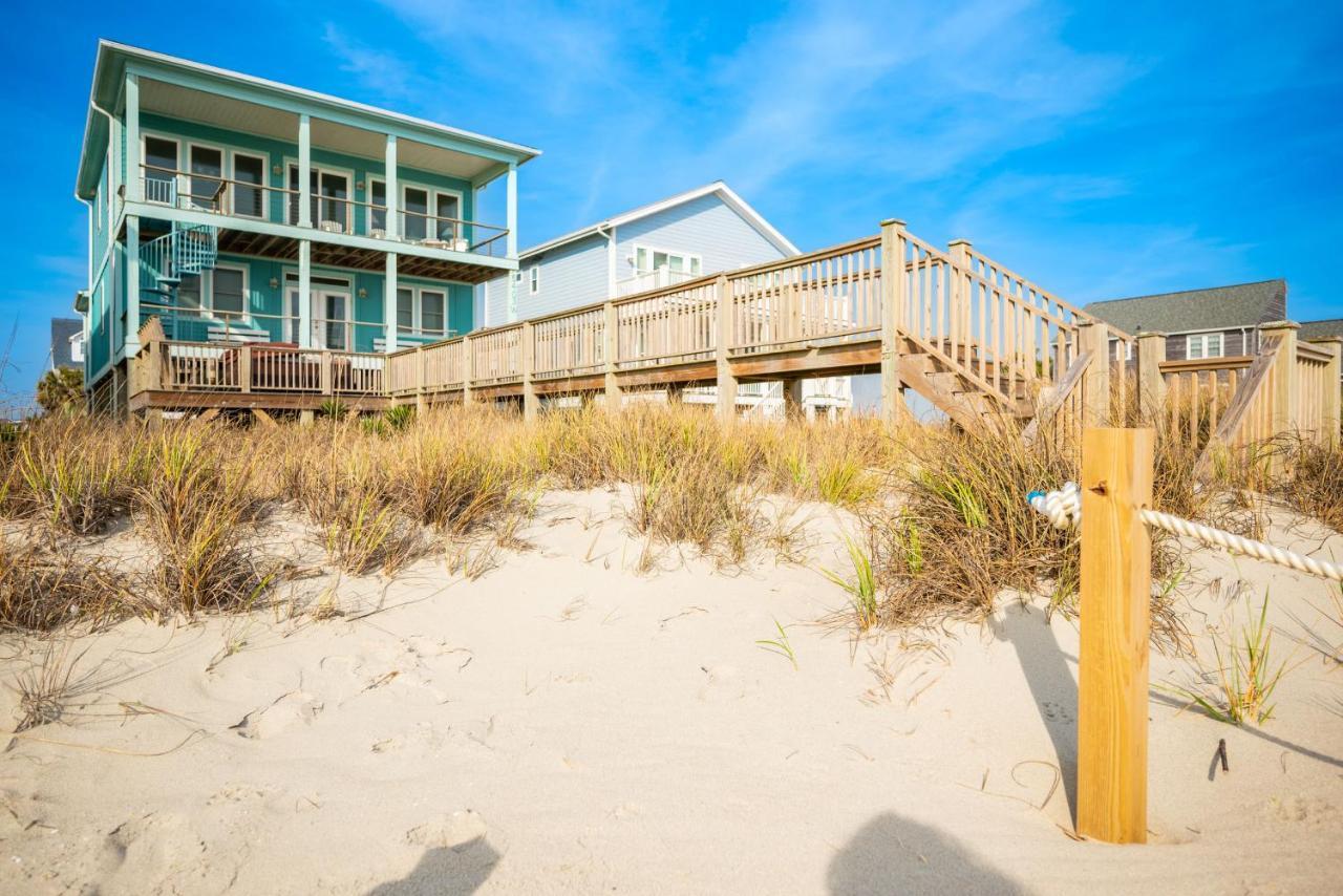 Wave Watcher By Oak Island Accommodations Exterior photo