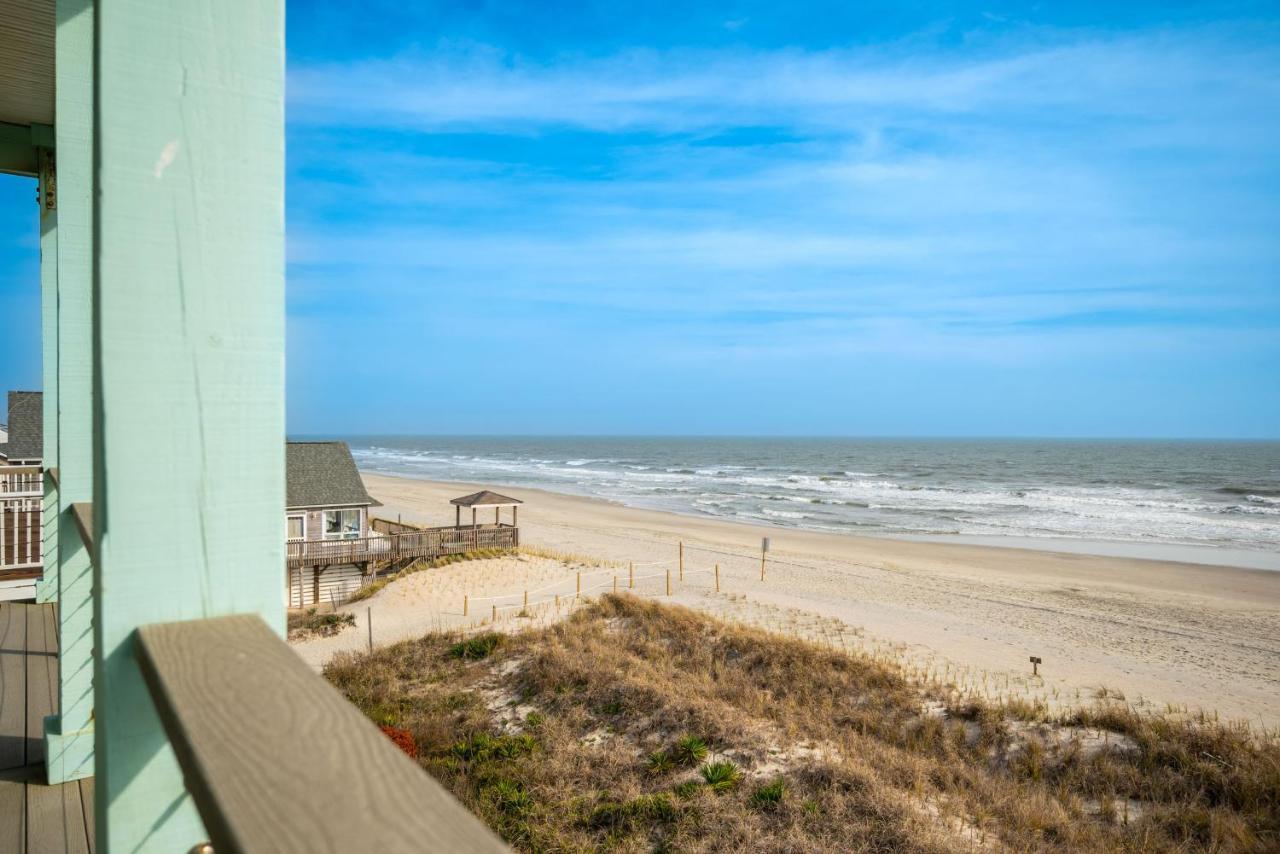 Wave Watcher By Oak Island Accommodations Exterior photo